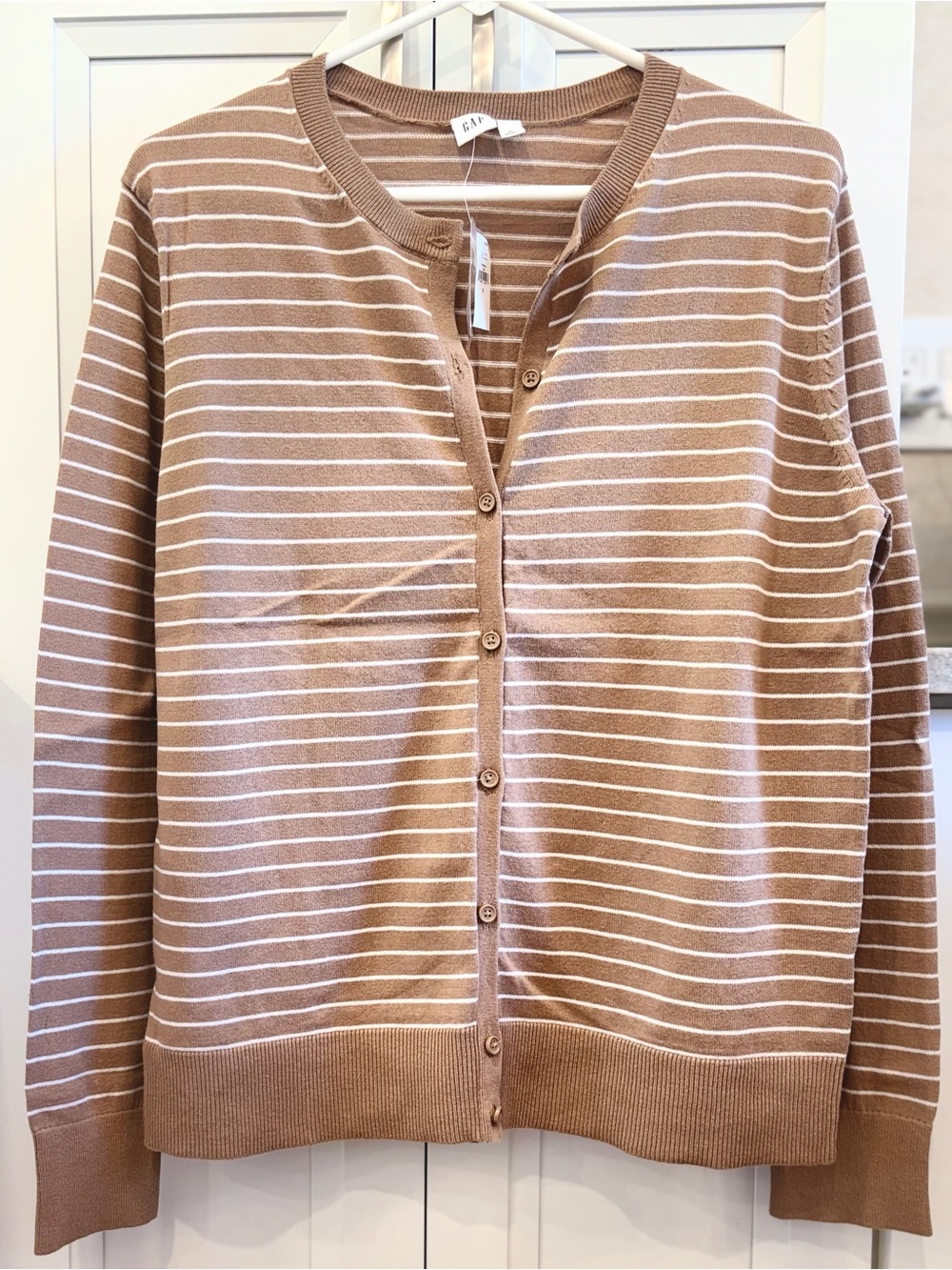 NWT! 100% Cotton GAP Sweater - Picture 2 of 6